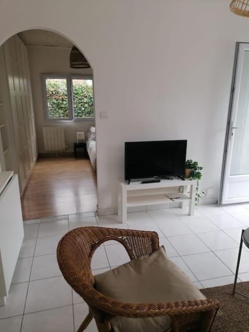 Maison T3 Avec Vue Au Bord De L'Etang Istres Dış mekan fotoğraf